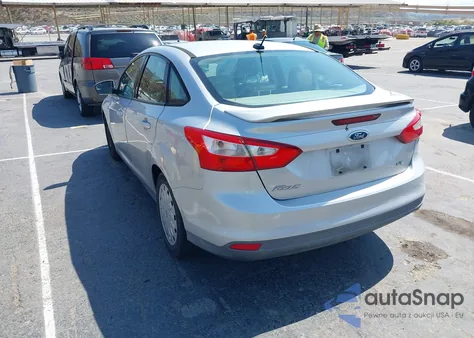 2012 Ford Focus Se из США, поврежденный, VIN 1FAHP3F20CL155455